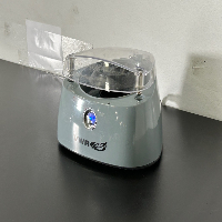 VWR Mini Centrifuge image 1